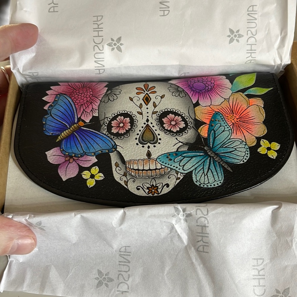 NEW Wallet